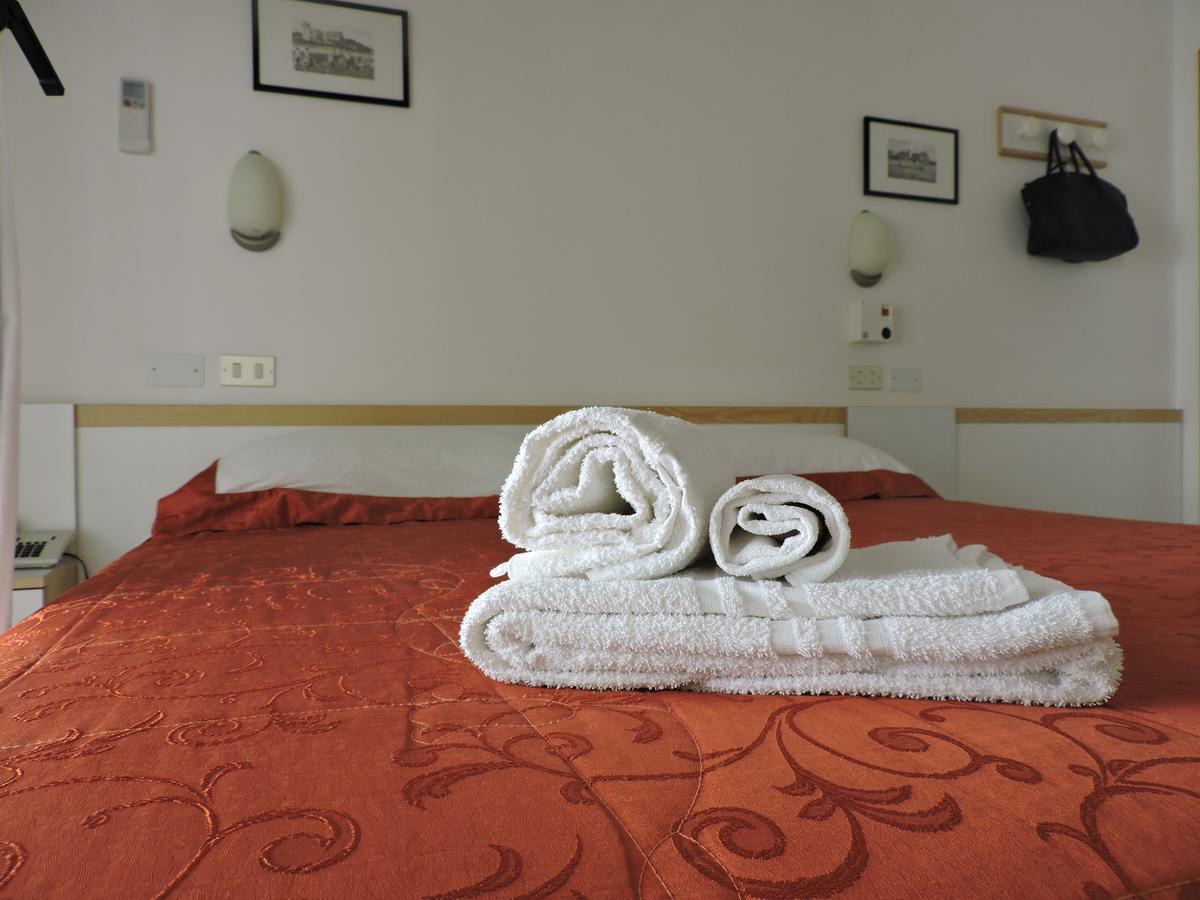 Albergo Sabrina Rimini Exterior photo