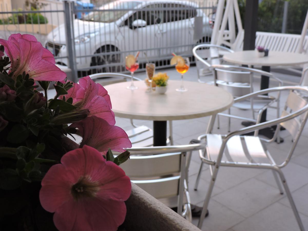 Albergo Sabrina Rimini Exterior photo